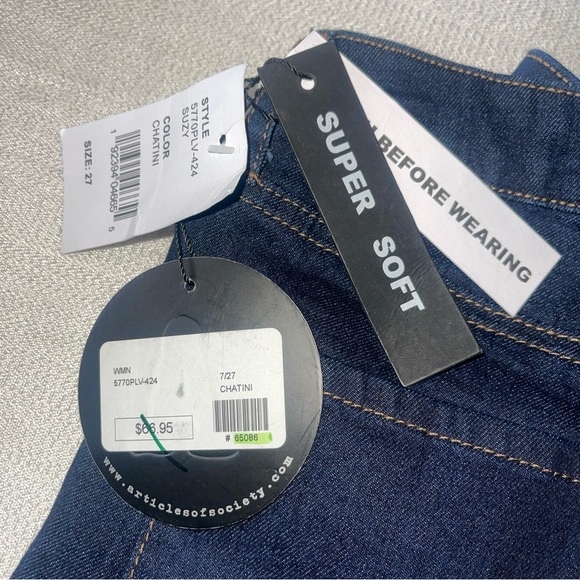 Articles of Society Women’s Size 27 Suzy Slant Hem Skinny Jeans Chatini Blue NWT - Picture 2 of 6